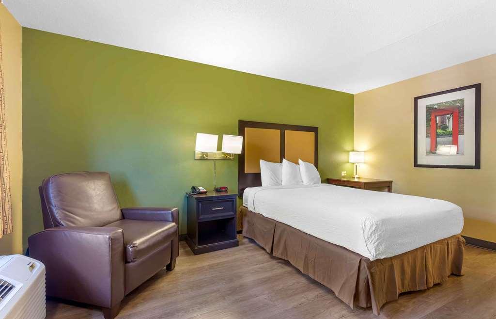 Extended Stay America Select Suites - Chesapeake - Churchland Blvd Habitación foto