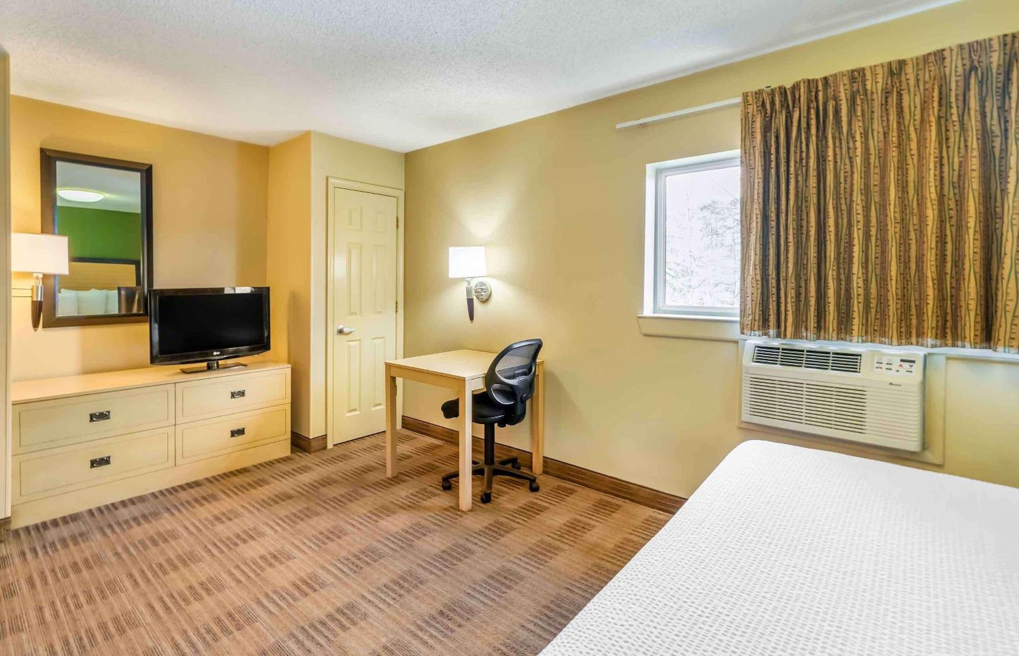 Extended Stay America Select Suites - Chesapeake - Churchland Blvd Exterior foto